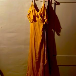 Lulus NWT Maxi dress